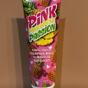 Fiesta Sun Pink Pineapple Passion tanning lotion